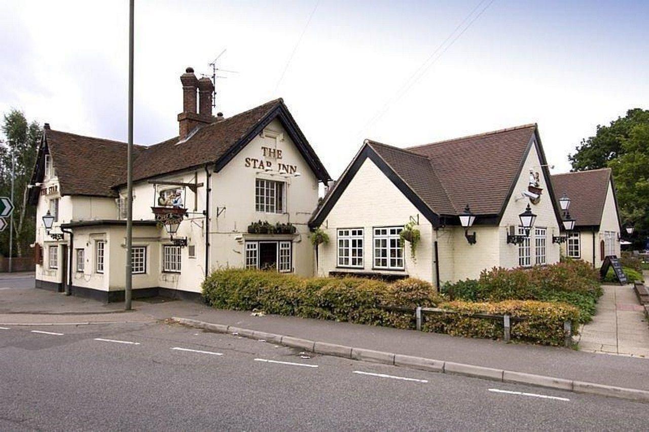 Premier Inn East Grinstead Eksteriør billede